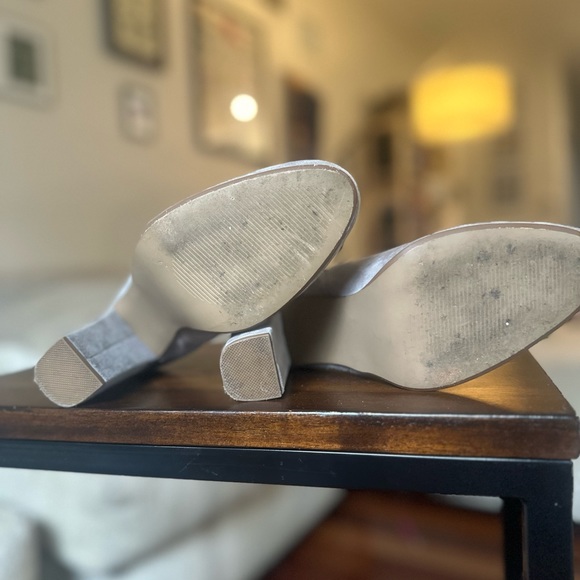 Steve Madden suede booties that were worn twice around the city. Basically new! - Picture 3 of 5